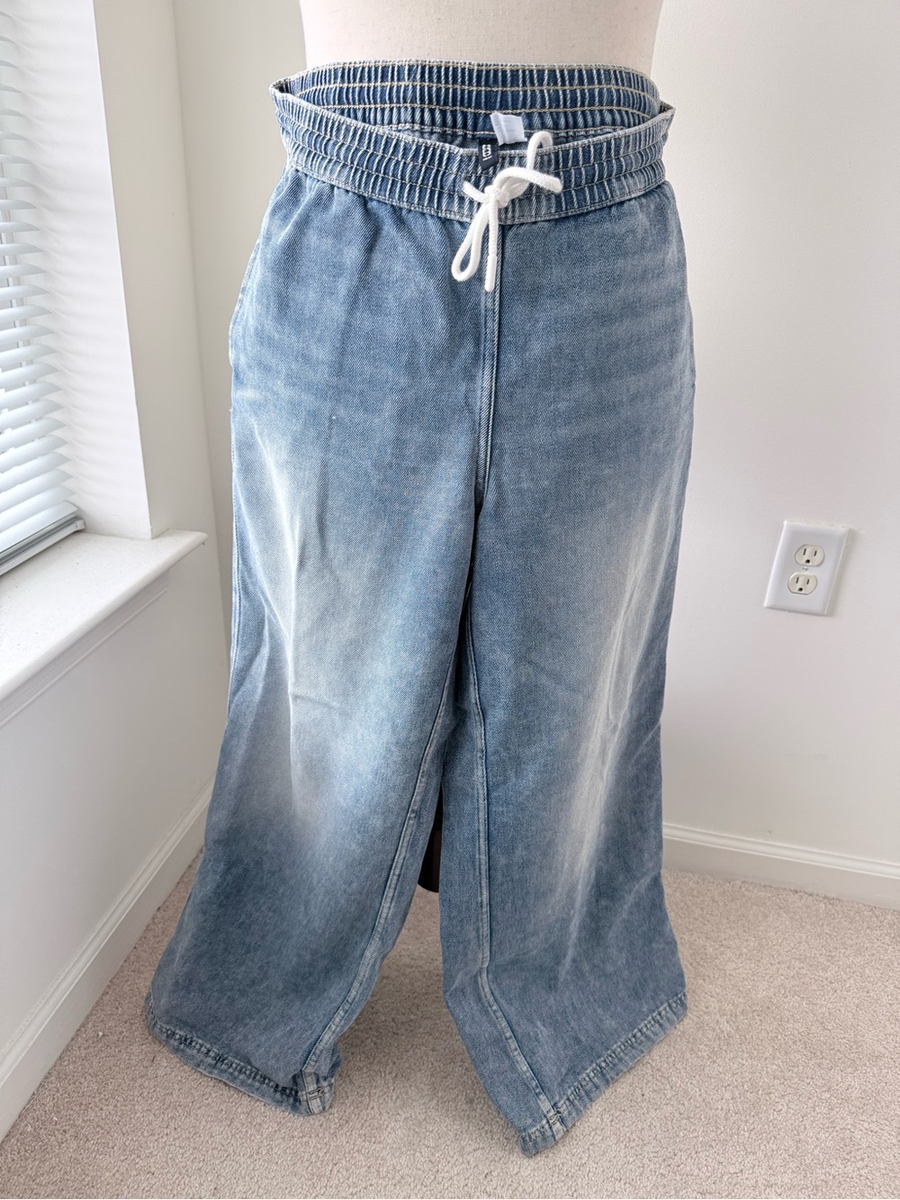 H&M Light Blue Wide-Leg Denim Jeans with Drawstring and Elastic Waistband